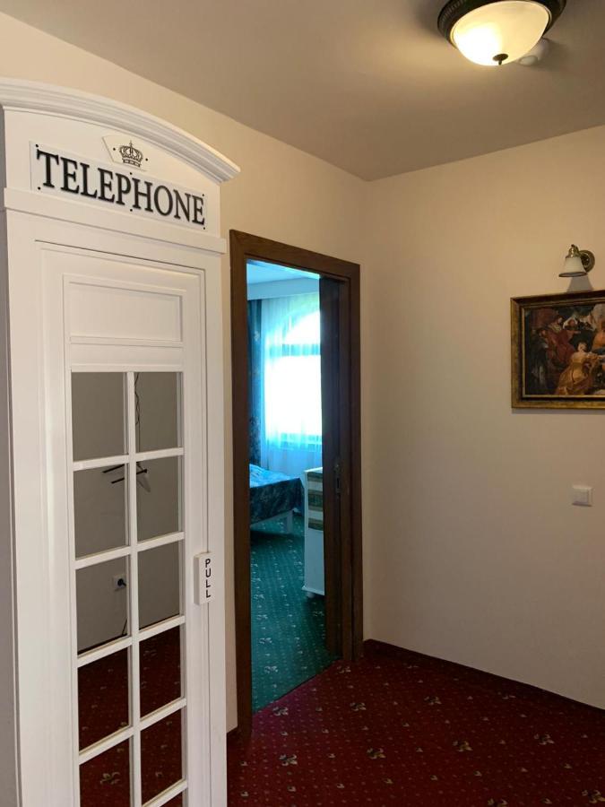 פלוייסטי Pensiunea Casa Simoni מראה חיצוני תמונה